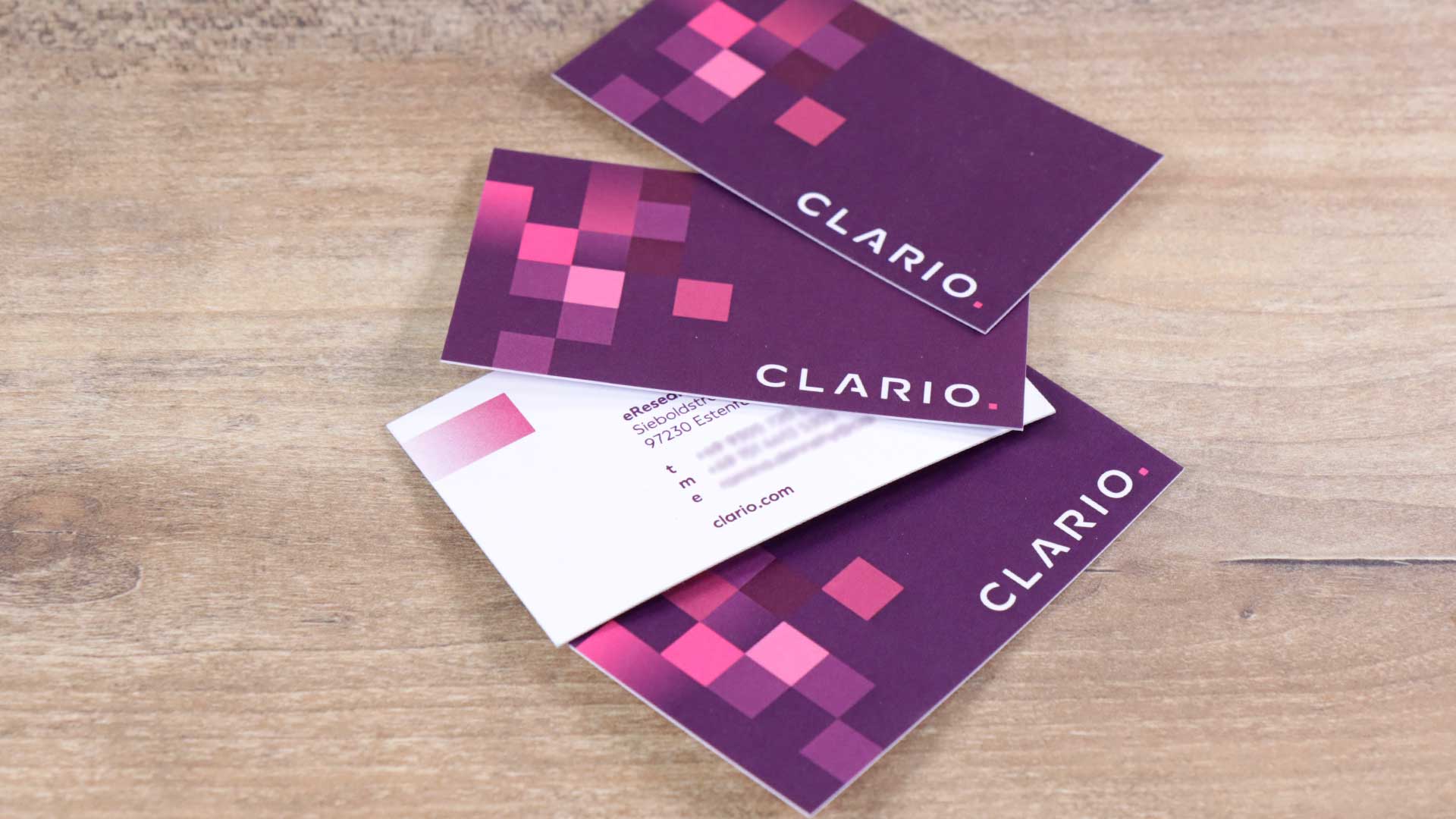Visitenkarten für Clario
